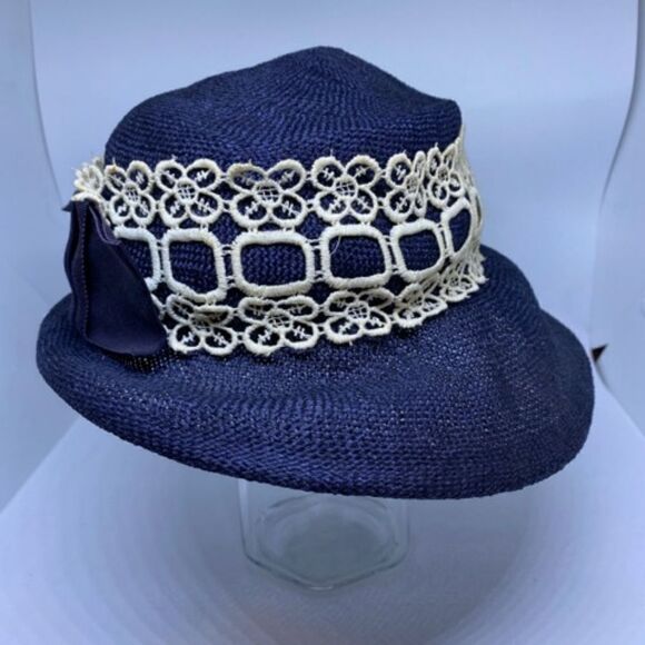 Vintage Union Made Blue & White Floral Lace Hat main image 7